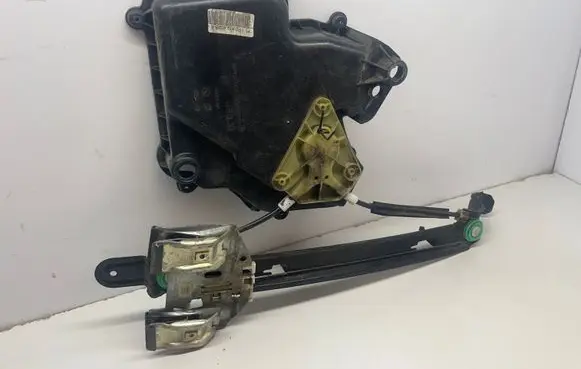 Seat Leon (1P) Sliding door window regulator with motor 1P0867444A 986349XXX