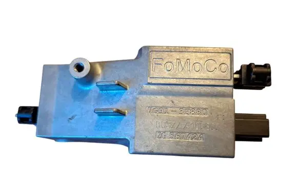 Ford Mondeo MK IV Steering wheel lock 7G913F880