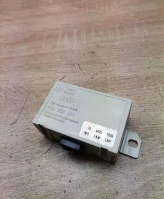 Audi 80 90 S2 B4 Immobilizer control unit/module 4A0953234