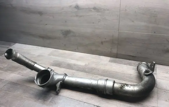 Audi Q5 SQ5 Intercooler hose/pipe 059145673P
