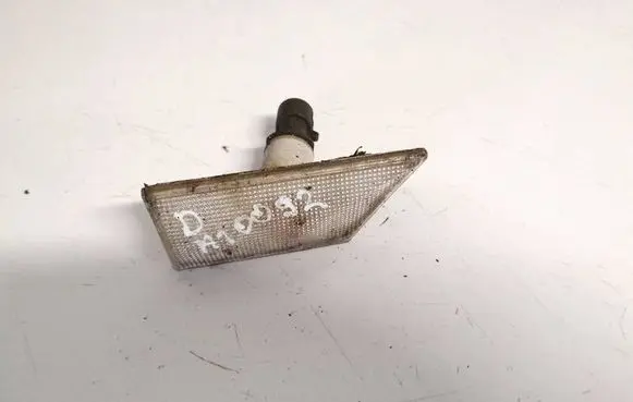 Opel Signum Front fender indicator light 13101912