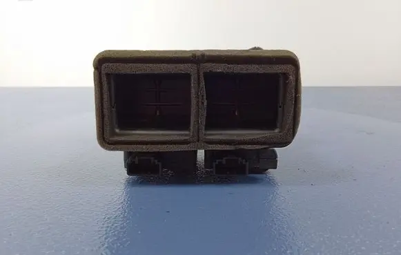 Volkswagen Touareg I Dashboard side air vent grill/cover trim 7L0820526B