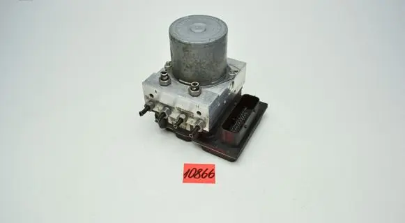 BMW X3 E83 ABS Pump 3424682 0265234035