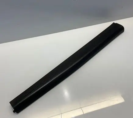 Mercedes-Benz E W211 Front sill trim cover A2116801835 2116801835