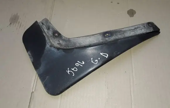 Skoda Octavia Mk1 (1U) Rear mudguard 1U0821822C