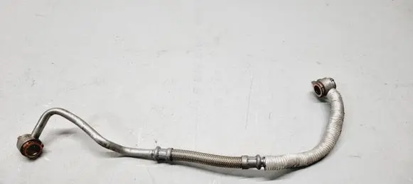 Citroen DS7 Crossback Turbo turbocharger oiling pipe/hose 9819239880