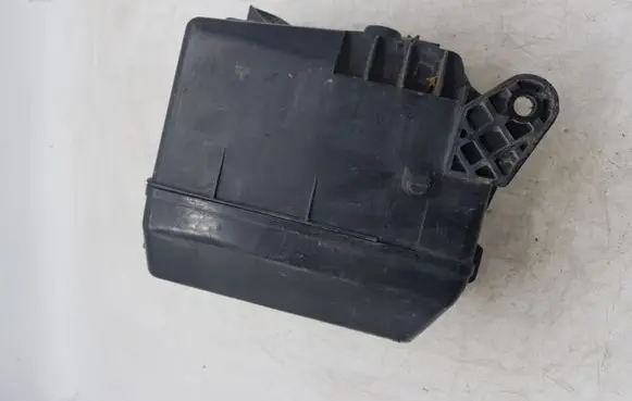 Toyota Avensis Verso Fuse module NOCODE