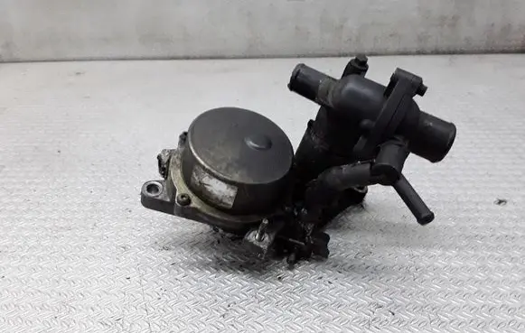 Ford Mondeo Mk III Vacuum pump