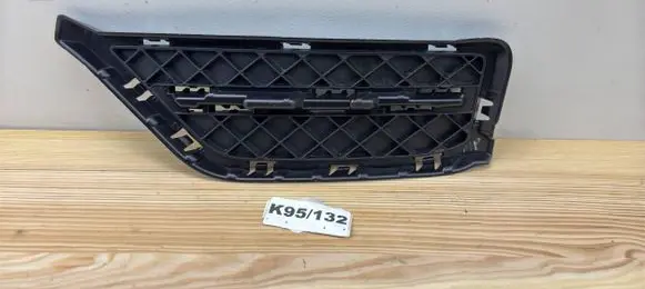 BMW X1 E84 Front bumper lower grill 51113703757