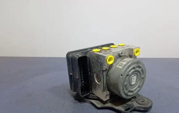 Volkswagen PASSAT B7 USA ABS Pump 5Q0614517DG