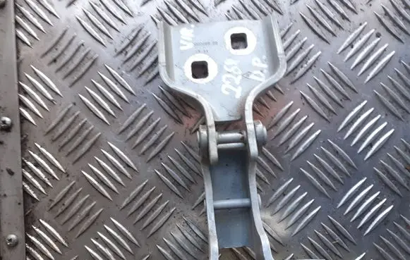 Renault Master III Front door upper hinge 804000006R