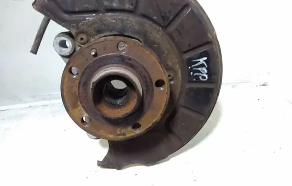 Volkswagen PASSAT B6 Front wheel hub spindle knuckle