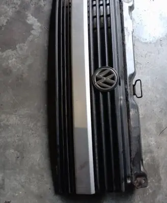 Volkswagen Transporter - Caravelle T4 Front grill 701853653