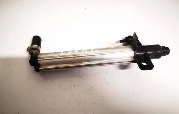 Citroen C4 I Picasso Headlight washer spray nozzle