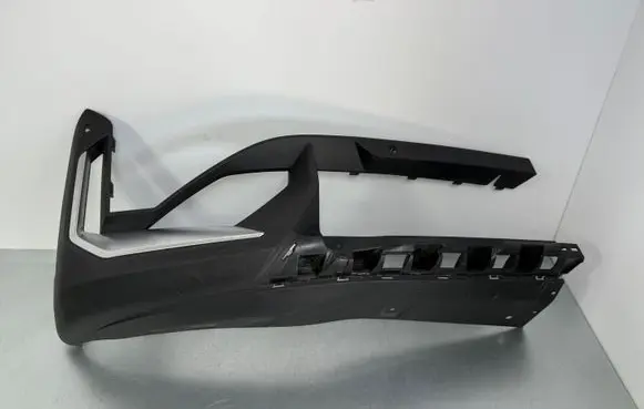 BMW X1 U11 Front bumper corner part panel trim 9883580 21163611 11121131141