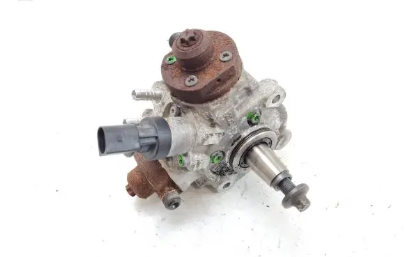 BMW 3 F30 F35 F31 Fuel injection high pressure pump 7823463 0445010634
