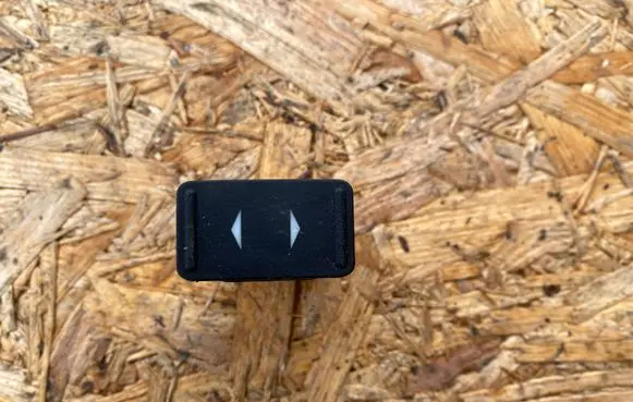 Ford Focus Electric window control switch 03168400 14529BB