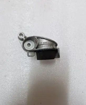 Jeep Grand Cherokee WL Muffler mount bracket/holder 68466131AB