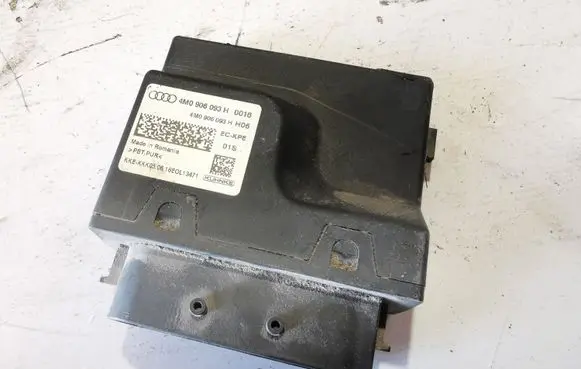 Audi Q7 4M Fuel injection pump control unit/module 4M0906093H