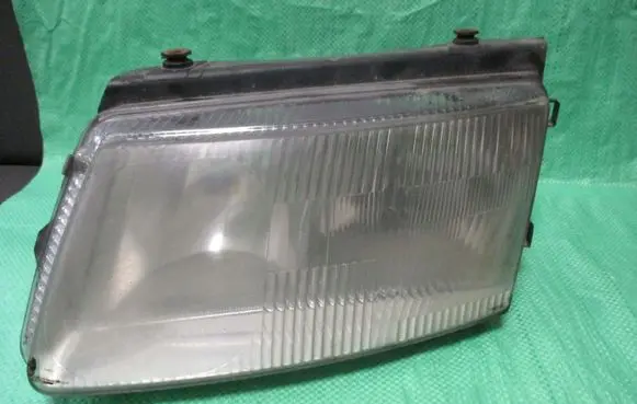 Volkswagen PASSAT B5 Headlight/headlamp