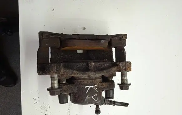 Ford Mondeo MK IV Front brake caliper
