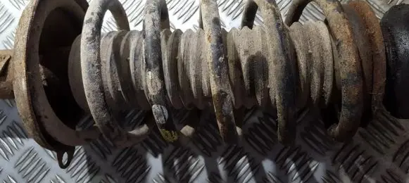 Volkswagen Vento Front coil spring