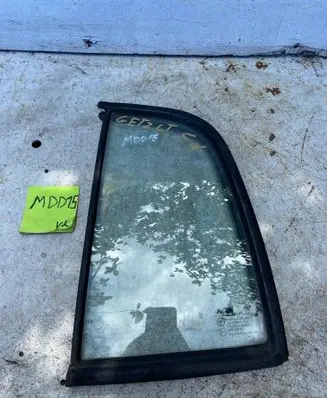 Hyundai Getz Rear side window A004313 43R00107 DOT184AS2M421