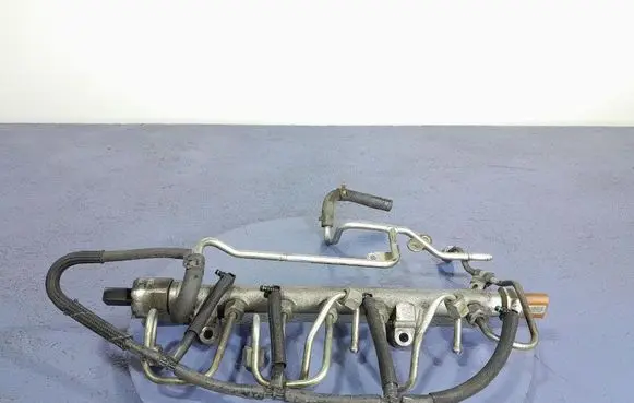 Fuel main line pipe