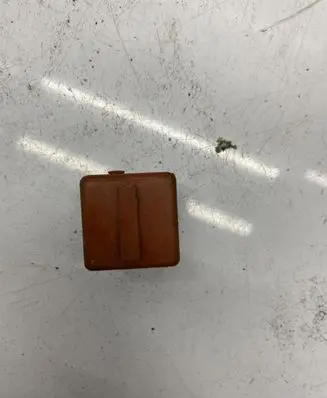 Volkswagen Jetta I Other relay 0332019456