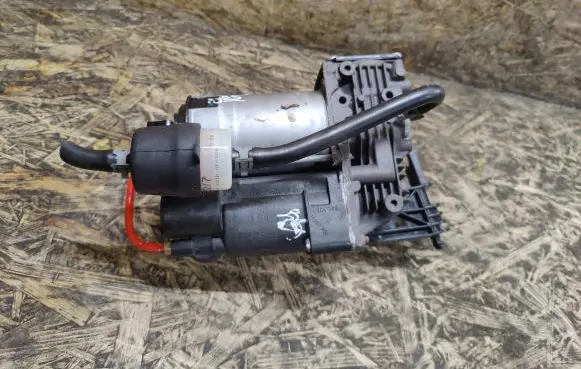Jaguar XJL Air suspension compressor/pump 789570 AW933B484AF