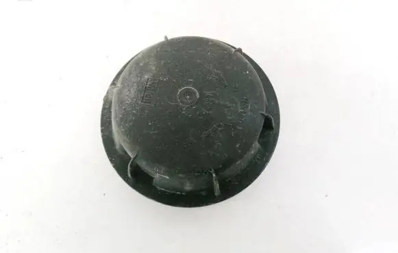 Headlight/headlamp dust cover