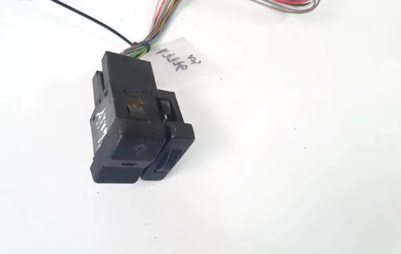 Volkswagen PASSAT B3 Light switch 357371999