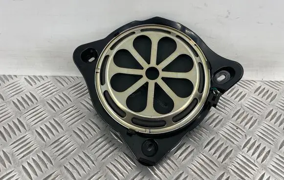 Mercedes-Benz C W205 Subwoofer speaker A2058201500 12344347