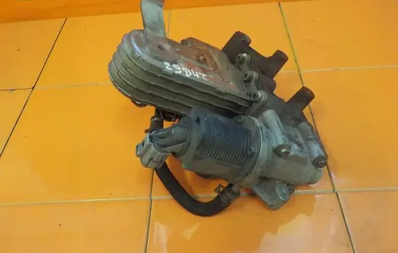 Jeep Cherokee III KJ EGR thermostat 