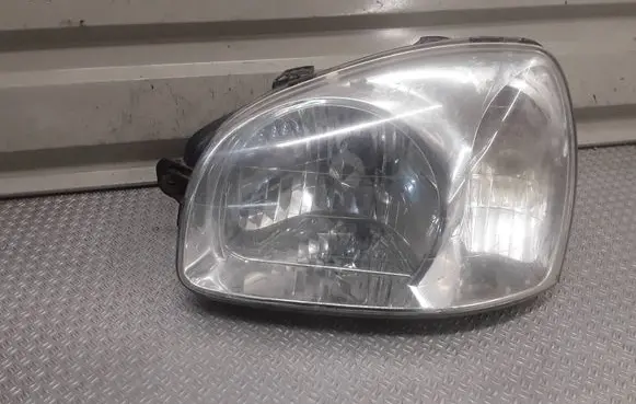 Hyundai Santa Fe Headlight/headlamp 