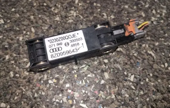 Audi A2 Airbag deployment crash/impact sensor 8Z0959643