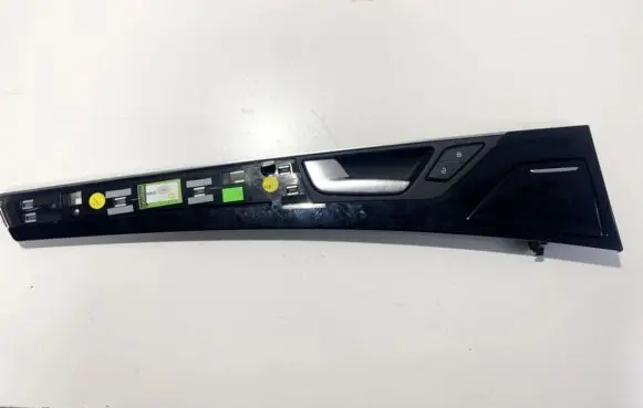 Audi A8 S8 D4 4H Rear door interior handle 4h0867469
