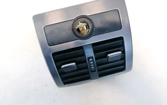 Audi A6 S6 C5 4B Dash center air vent grill 4b0819203