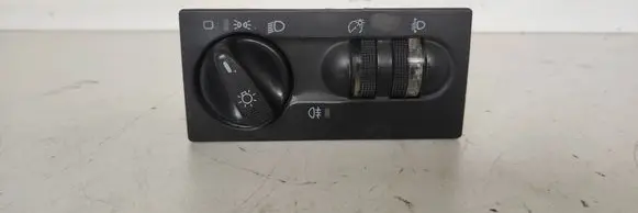 Volkswagen Golf III Light switch 04050504 1H6941531N 3512B