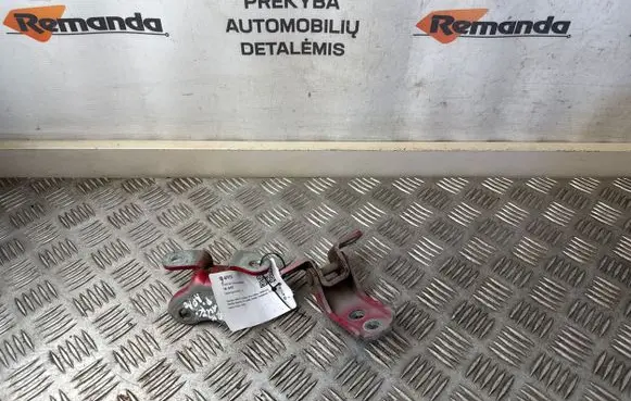 Toyota Auris E180 Front door hinge set ES03