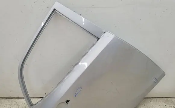 KIA Picanto Rear door