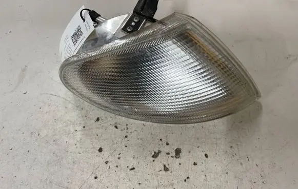 Volkswagen Sharan Front indicator light PY21W 03021810