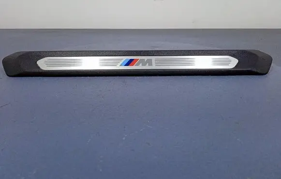 BMW X4 F26 Foot area side trim 8068487