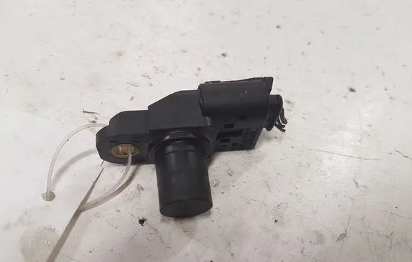 BMW 5 E60 E61 Camshaft position sensor 779225604