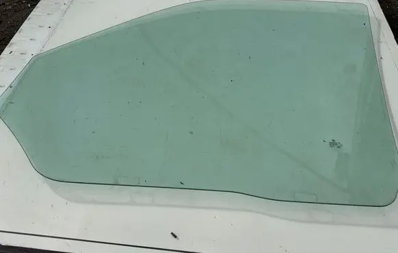 Volkswagen Transporter - Caravelle T5 Front door window/glass (coupe) 43R001100 E000269