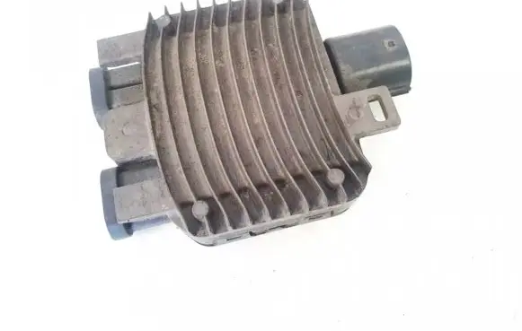 Coolant fan relay