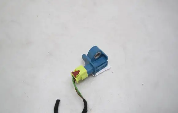Volkswagen Jetta VI Airbag deployment crash/impact sensor 5K0959351A 5WK44270