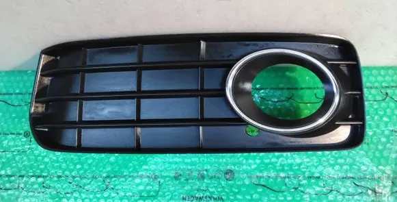 Audi A5 8T 8F Front fog light trim/grill 8T0807681B 8T0807681BLH 8T0807681