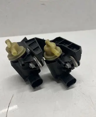 Skoda Fabia Mk3 (NJ) Turbo solenoid valve 1K0906627B 04B131061P