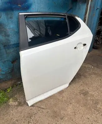 KIA Optima Rear door